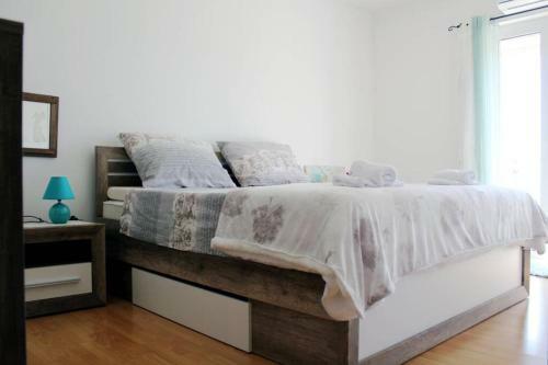 Holiday Apartments With Sea View