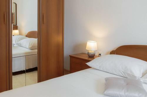 Sunrise Beach Apartments