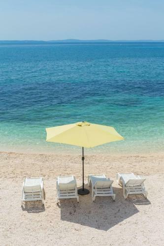 Sunrise Beach Apartments