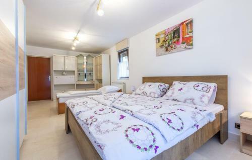 Top Split Region Apartments