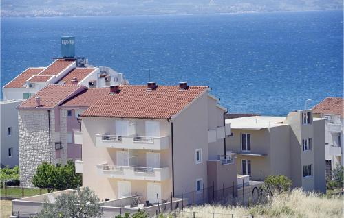 Beautiful Apartment In Podstrana With 2 Bedrooms