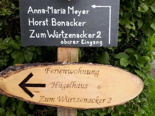 Apartamento Ferienwohnung H�gelhaus