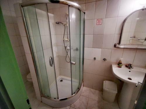 Bed & Breakfast Komplex -rendezv�nytermek-panzi�-apartman-irod�k-
