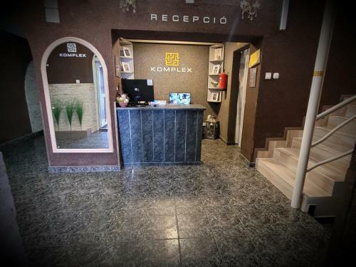 Bed & Breakfast Komplex -rendezv�nytermek-panzi�-apartman-irod�k-