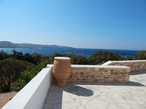 Villa With Extraordinary View Near The Sea