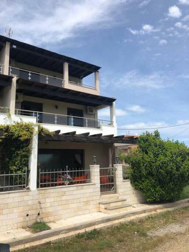 Tristan Beachfront House