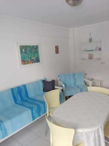 Wb Apartment Flogita