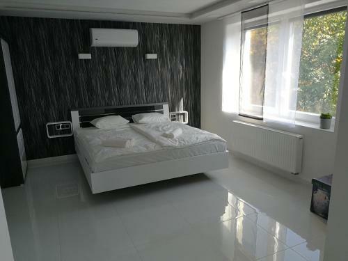 Aqua Solar Apartmanh�z
