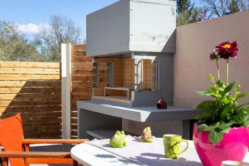 Villa Nightingale Luxury Suites Corfu