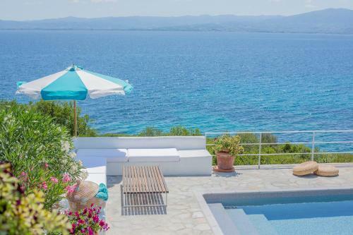 Seafront Paradise