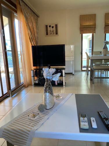 Sunny Villa By The Beach Gournes