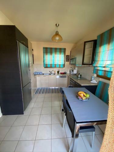 Sunny Villa By The Beach Gournes