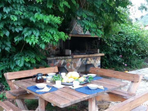 Villa Alkyon - Dreamy 3br, Pool & Bbq Next To Varnavas Beach