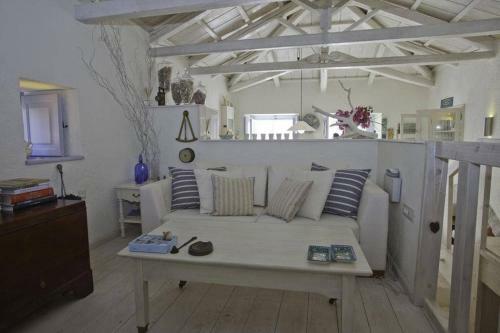 Beautiful Dollhouse In Hydra