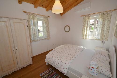 Luxury Villa With A Parking Space Buici, Porec - 13529