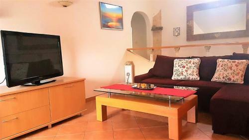 Apartment Villa Engel With Pool