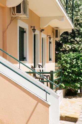 Apartamento Lora Studios