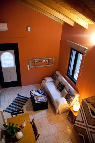 Apartamento Cozy Central Courtyard Home (By The Lake)