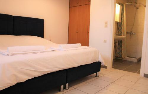 Kalamaki Plaza Apartments