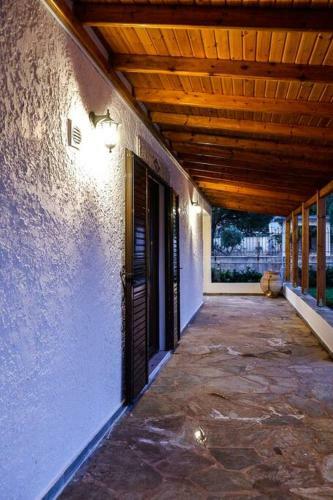 Villa Lagonissi Luxury-comfort-private Residence