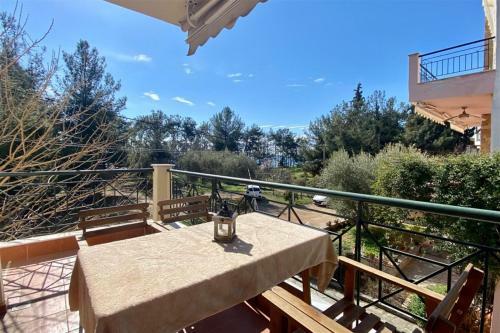 Elpida House On The Beach (2 Bedrooms 6 Guests)