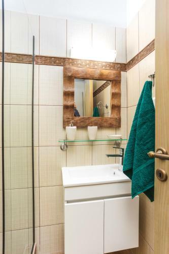 Twinstars Maisonette