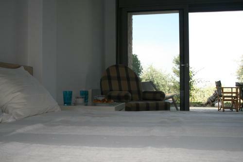 Thalassa Apartment