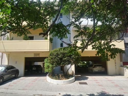 "the Green House" Modern Central Apartment