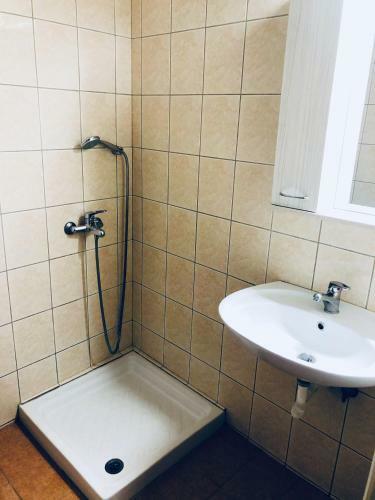 Hostal Kirkos Apartments
