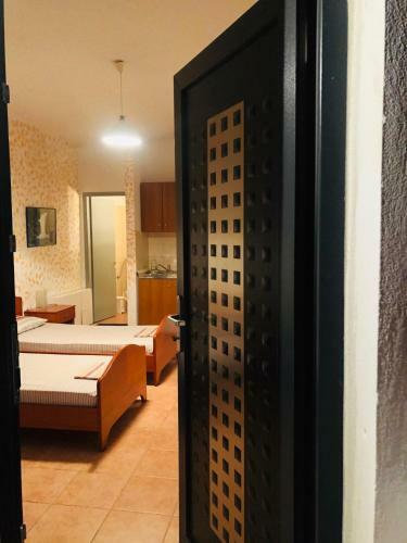 Hostal Kirkos Apartments