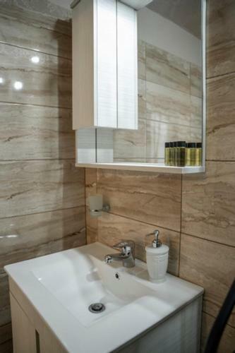 Apartamento Chara?s Luxury Home