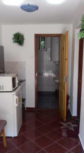 Kata Apartman