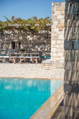 Villa Mediterra Retreat