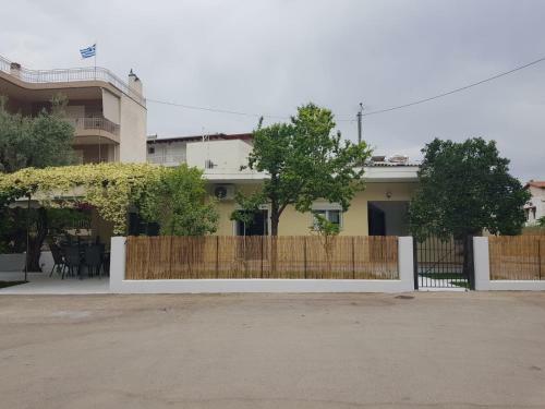 Apartamenty Rodzinne Kamena Vourla