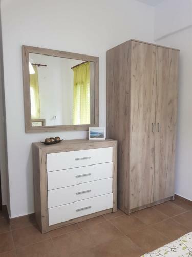 Apartamenty Rodzinne Kamena Vourla