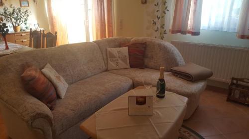 Apartamento Ferienwohnung " Am Schlosspark "