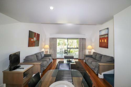 Plover Deluxe Resort Villa