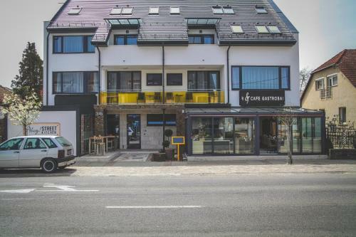 Rubin Apartment