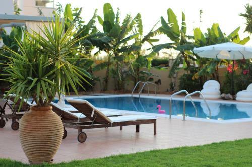 Villa Anamnesis. Feel The Mediterranean.