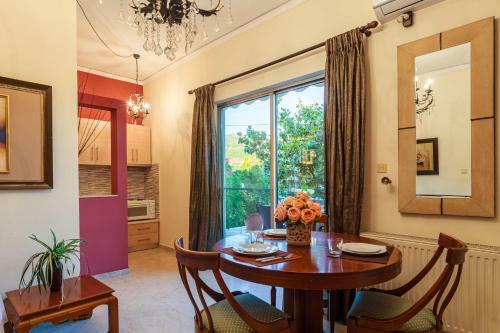Stylish Seaside Home - Fully Equipped, Big Terrace