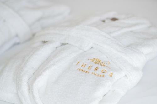 Apartamento Theros Luxury Villas