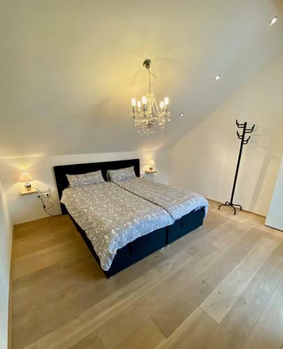 Apartamento Luxuri�ses Studio Im Zentrum, Balkon, Kamin, Klima