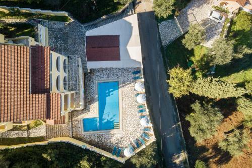 Apollon Apartments