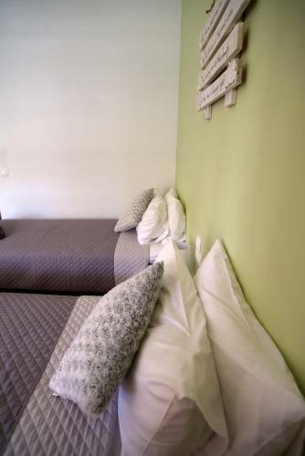 Nicola's Apartments