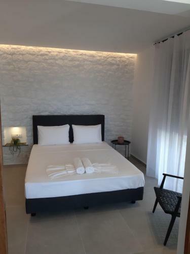 Cato Agro 1, Seafront Villa With Private Pool