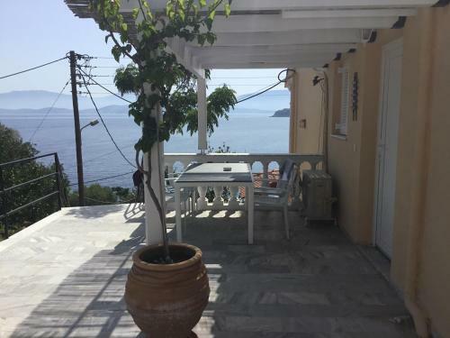 Corfu Island Apartment In Kassiopi By Seaside