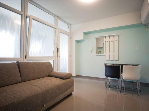 Tisza Gy�ngye Apartmanh�z