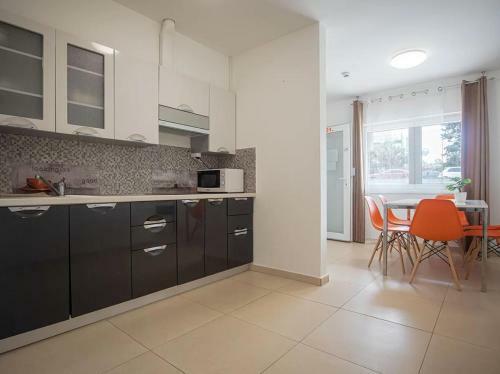 Tisza Gy�ngye Apartmanh�z