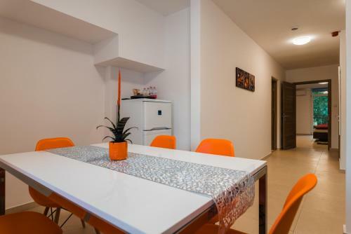 Tisza Gy�ngye Apartmanh�z