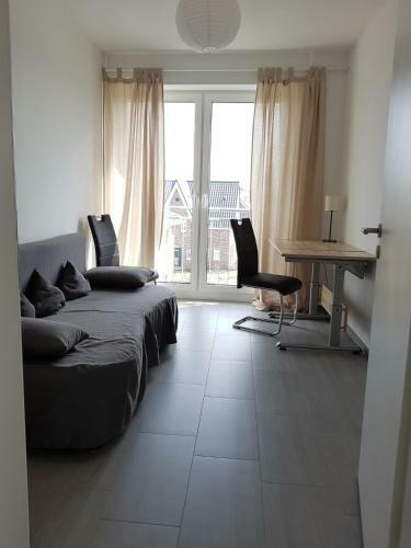 Apartment By Janzen O